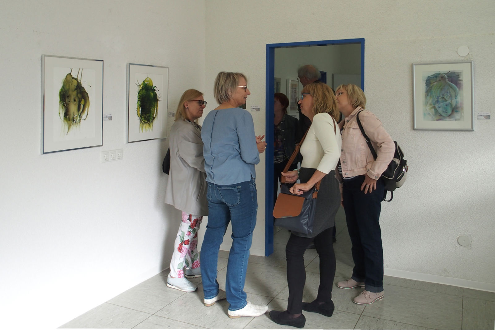 In der Galerie Ermlinghofen mit Jutta und Anne, 2015